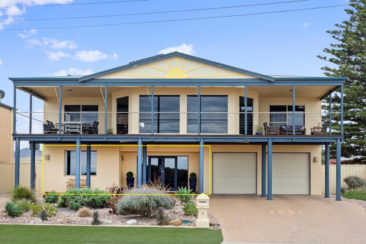 Beachside Escape On The Esplanade Christies Beach エクステリア 写真